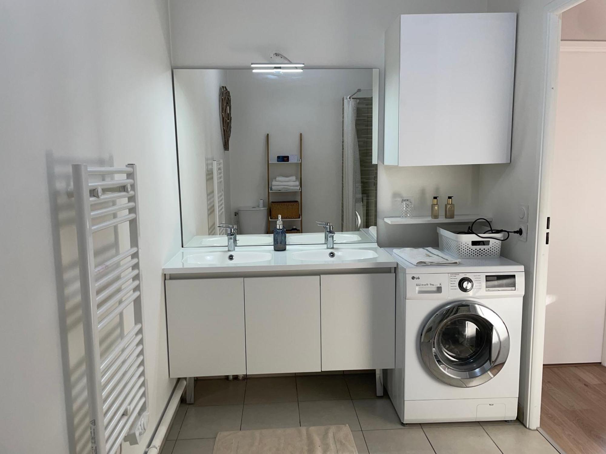 Proche Paris Cdg Asterix Apartment Les Pavillons-sous-Bois